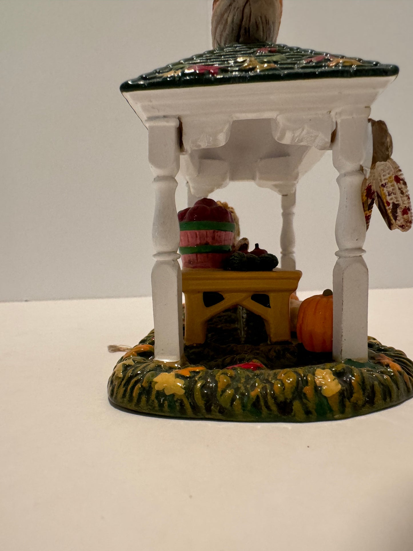 Dept 56 Roadside Produce Stand