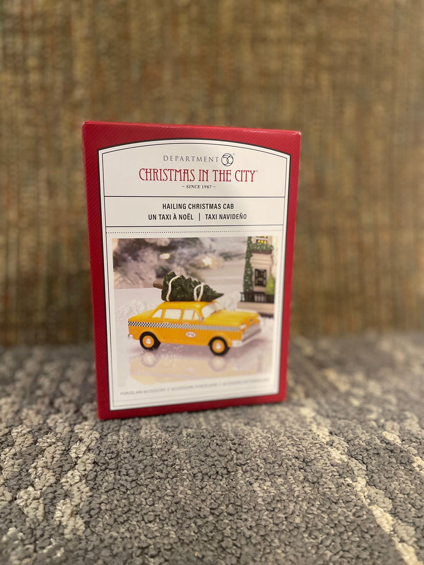 Dept 56 Hailing Christmas Cab