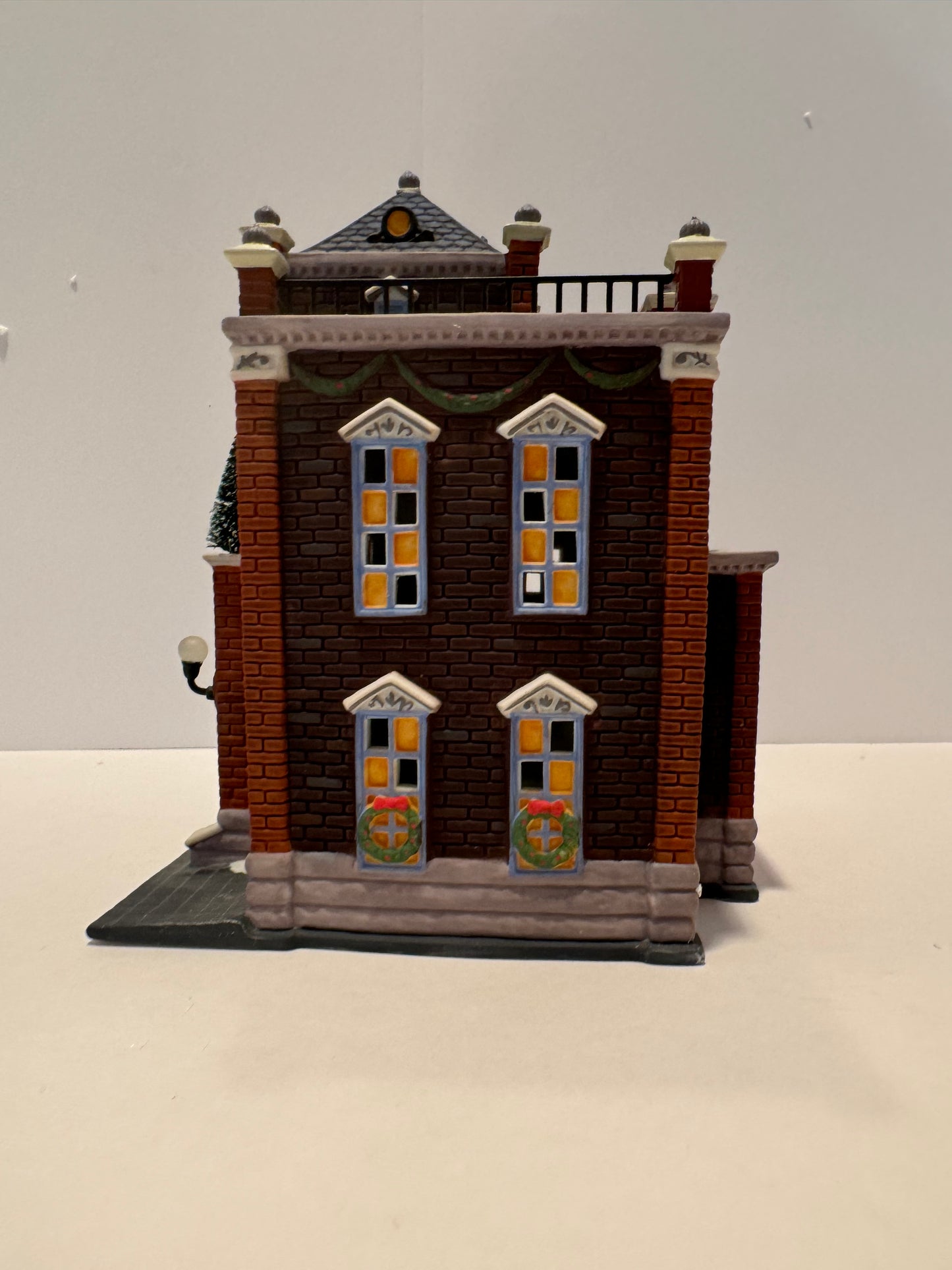 Dept 56 Precinct 25 Police Station