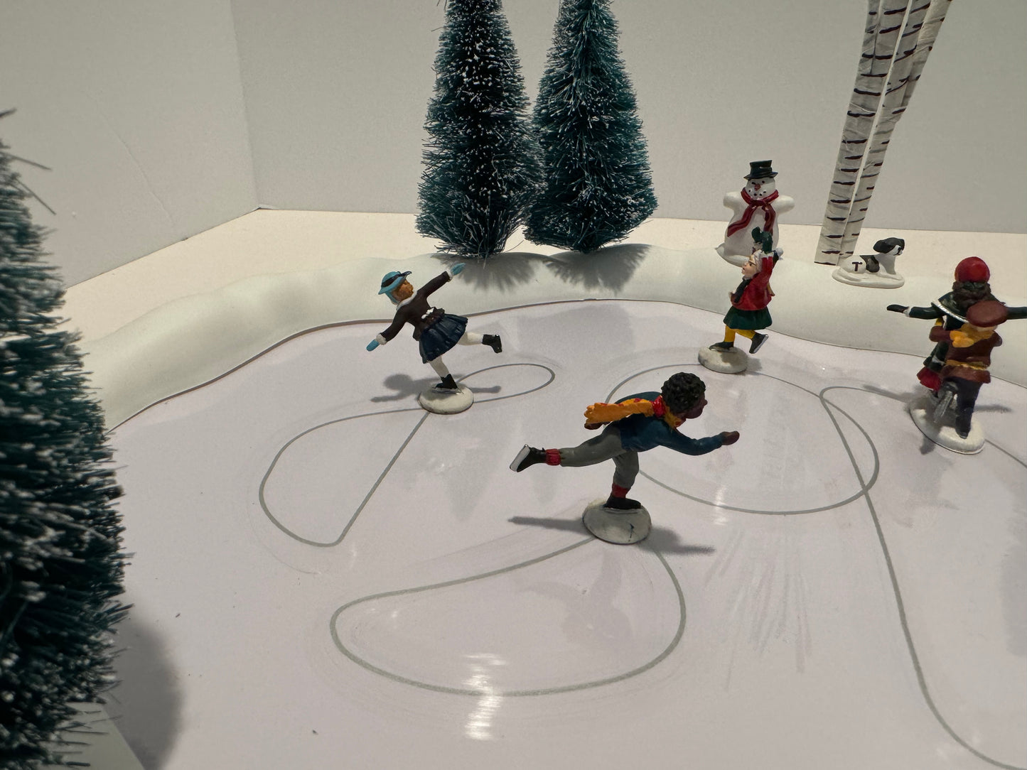 Dept 56 Animated Skating Pond