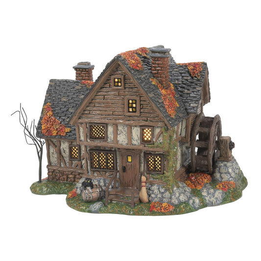 Department 56 Hocus Pocus Set - Sanderson Sisters Cottage + Amok! Amok! Amok