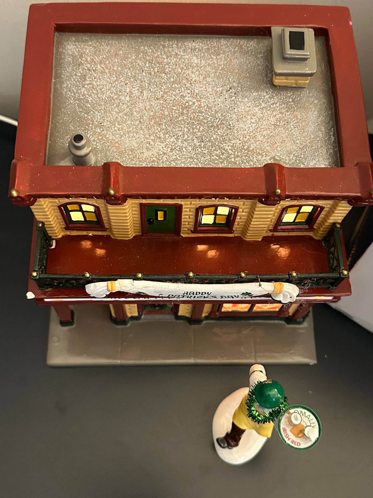 Department 56 McGuire’s Irish Pub