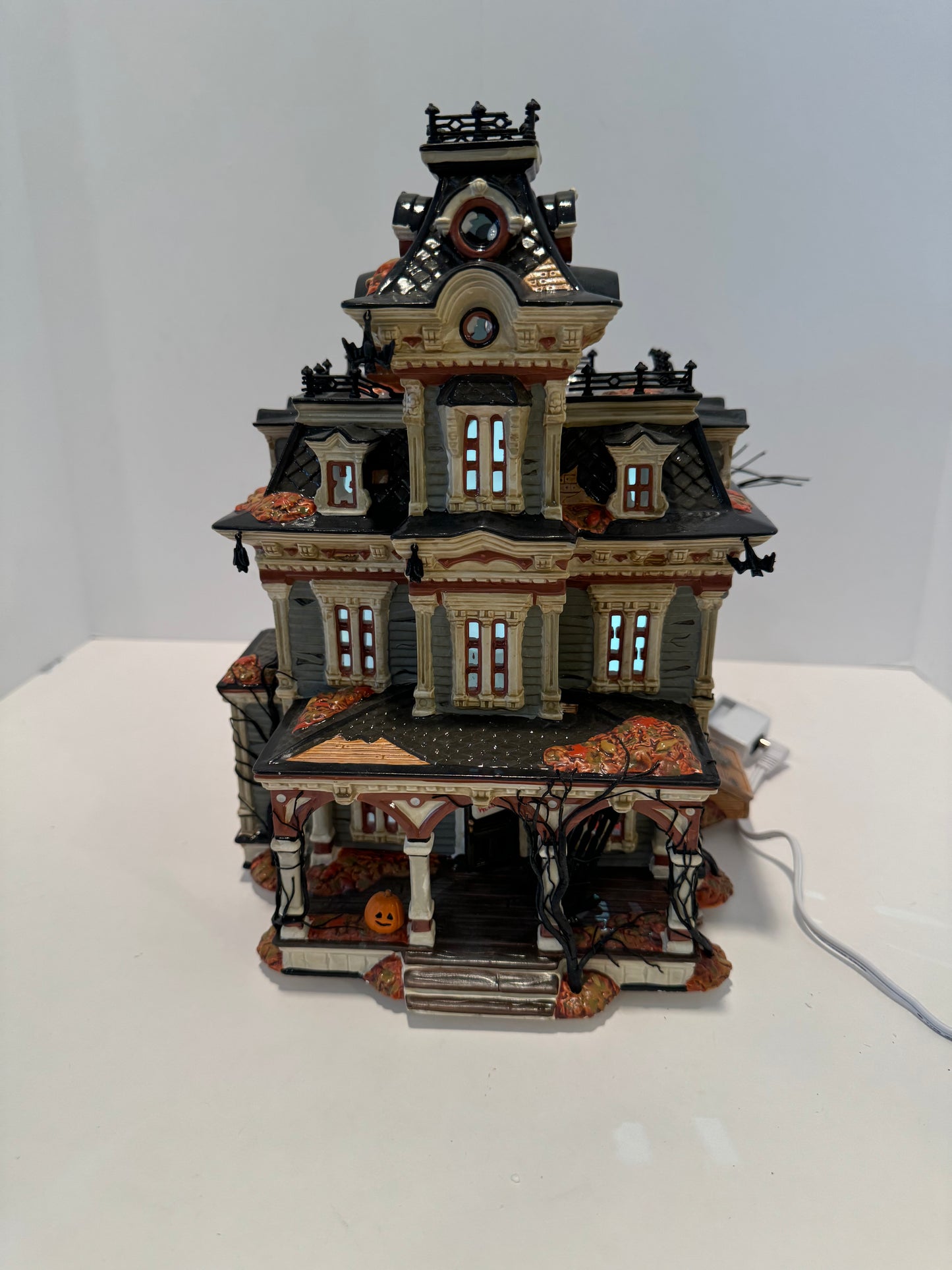 Dept 56 Grimsly Manor