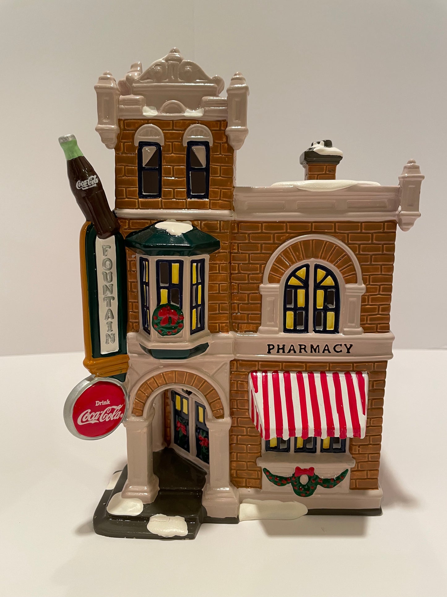 Department 56 - Coca Cola Corner Drugstore