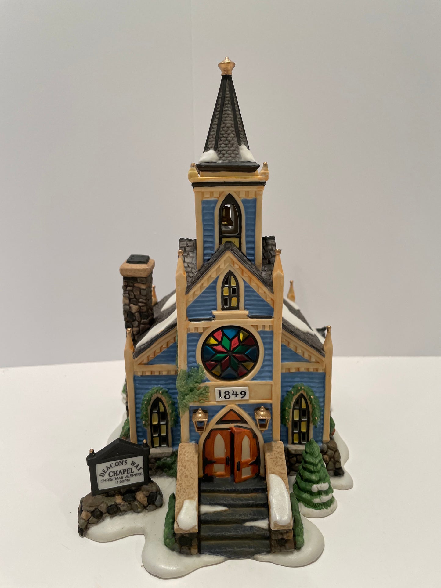 Department 56 Deacon's Way Chapel