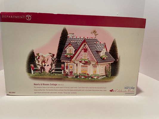 Department 56 Hearts & Blooms Cottage - Valentines Day