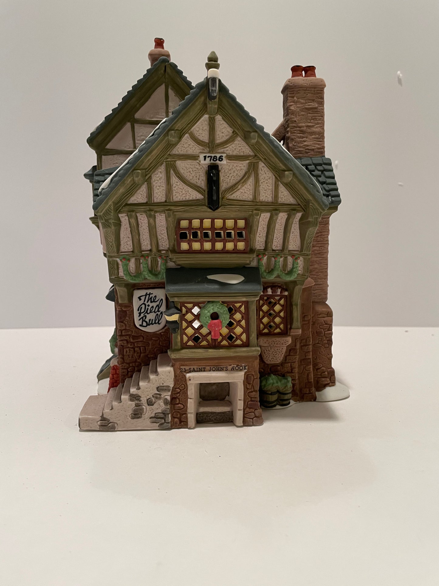 Department 56 The Pied Bull Inn - 2nd Edition 1993