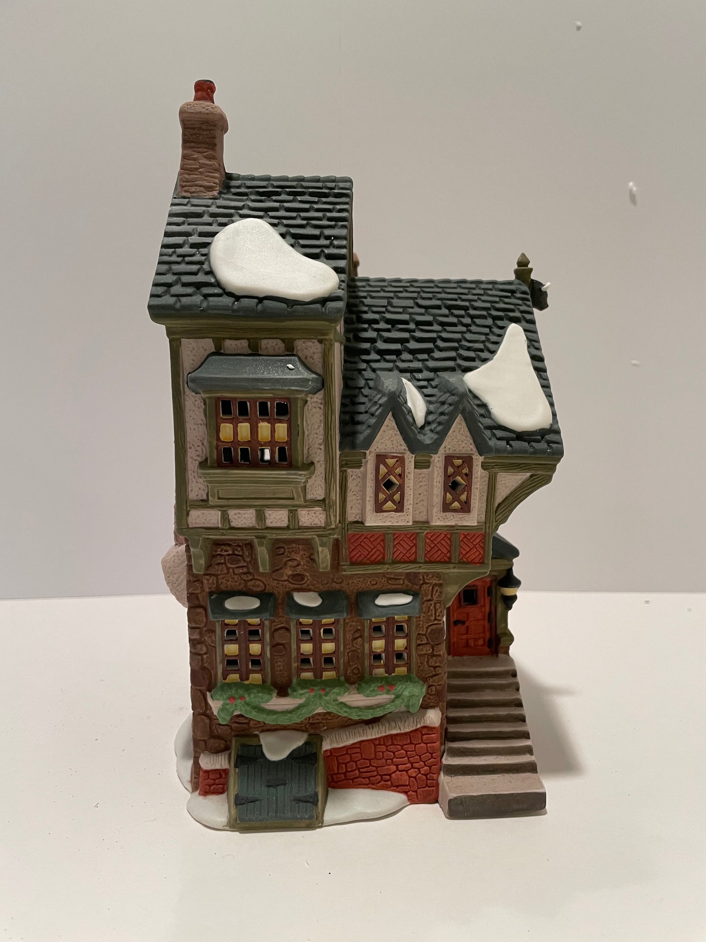 Department 56 The Pied Bull Inn - 2nd Edition 1993