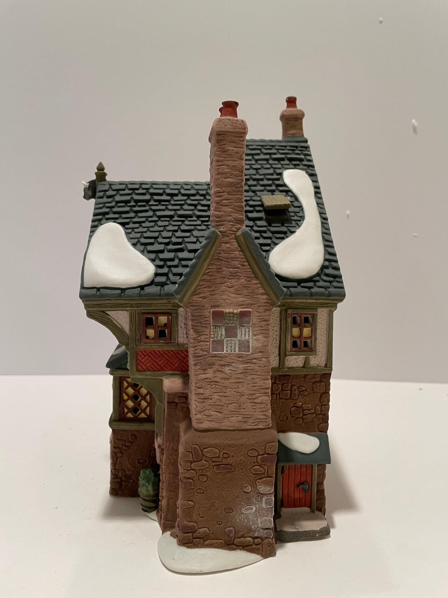 Department 56 The Pied Bull Inn - 2nd Edition 1993