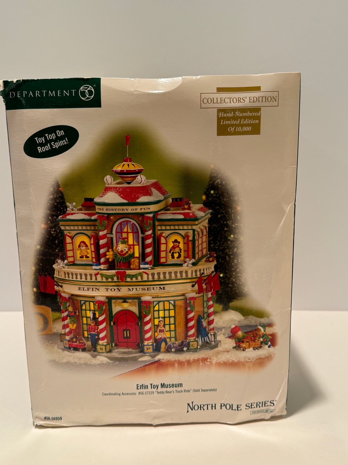 Department 56 North Pole Elfin Toy Museum - Brand new