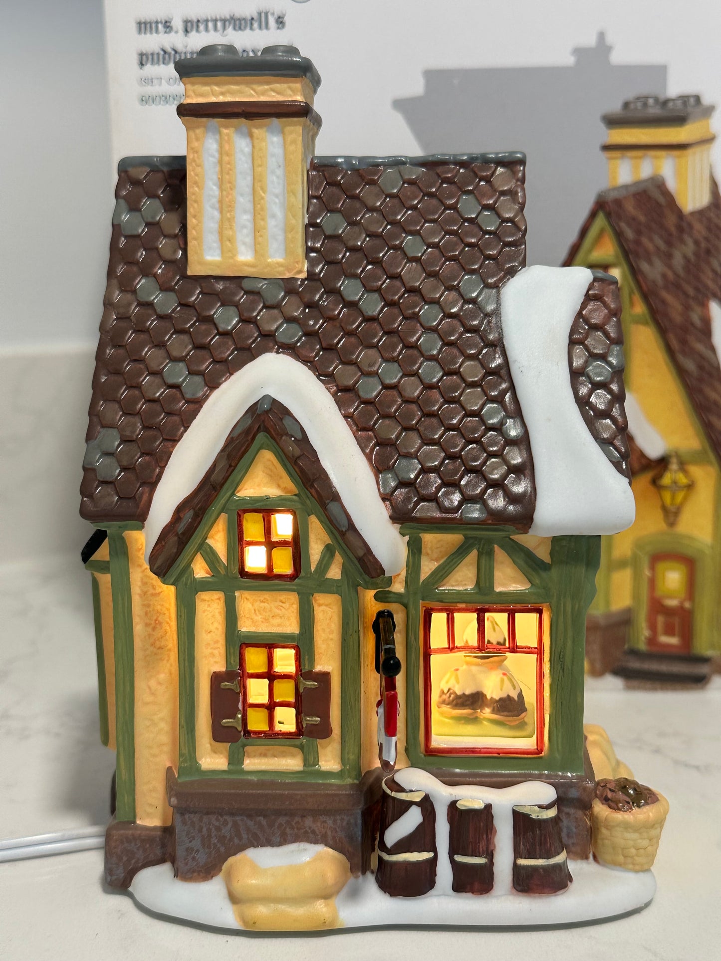 Department 56 Dickens - Mrs Perrywell’s Pudding Box Set 6003093