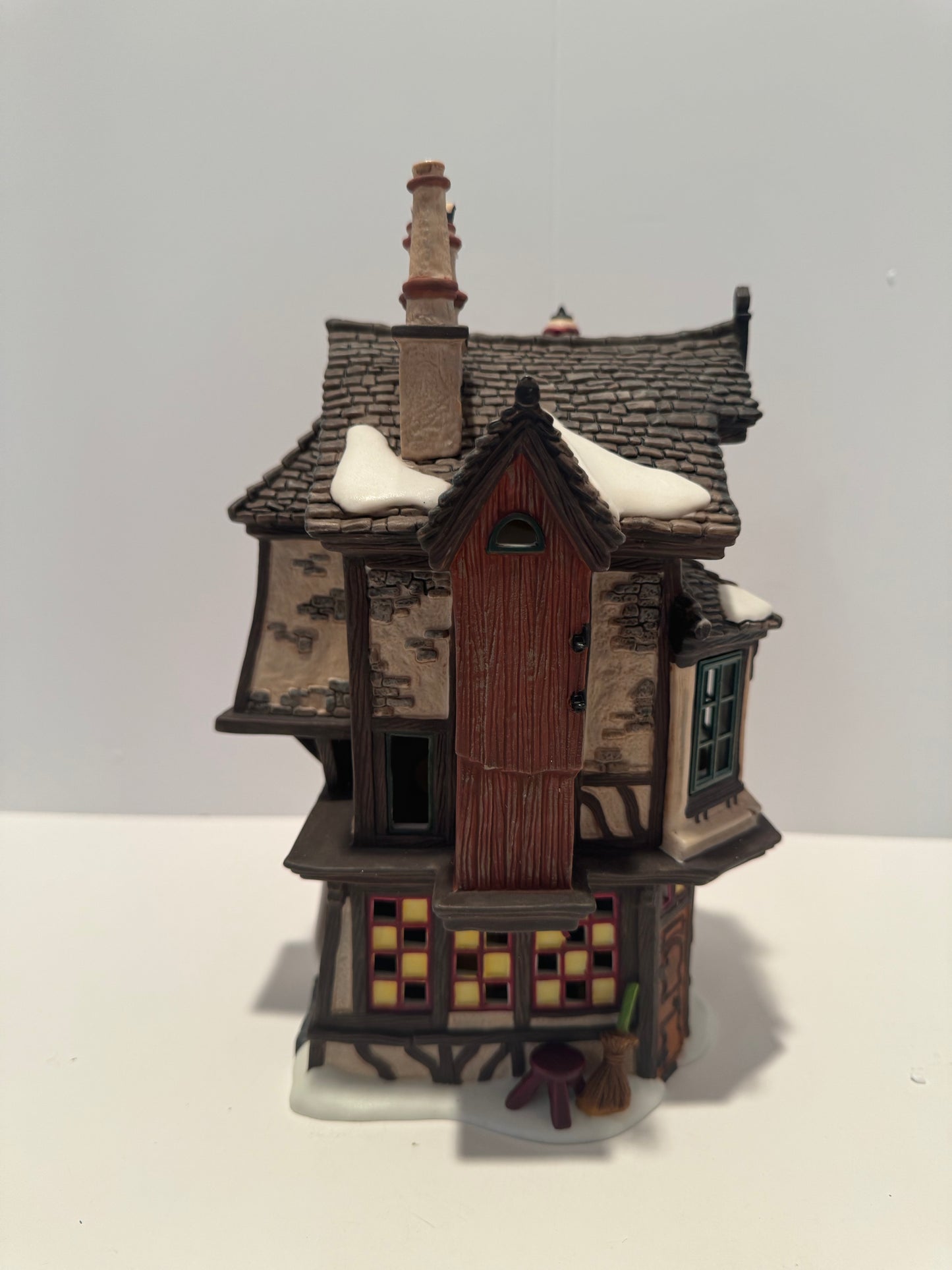 Department 56 – Ebeneezer Scrooge's House – please read description